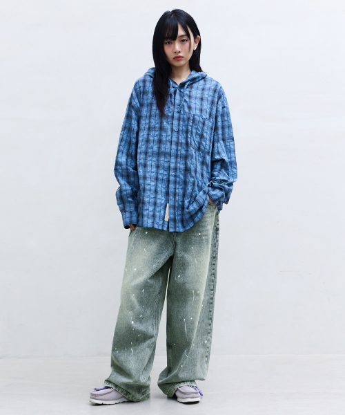 F.ILLUMINATE（フィルミネイト）の「スプラッシュウォッシングワイドデニムパンツ-ライトインディゴ（デニムパンツ・レディース・その他・MEDIUM/LARGE/SMALL）」の4枚目の写真