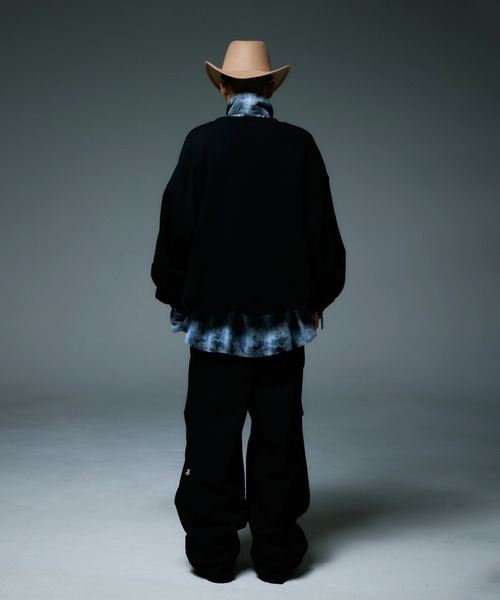 LIBERE（リベーレ）の「LIBERE リベーレ / LOGO CREWNECK SWEAT ビッグシルエットロゴ刺繍クルーネックスウェット / 255218-255219（スウェット・メンズ・ブラック/ブラウン・MEDIUM/LARGE）」の5枚目の写真