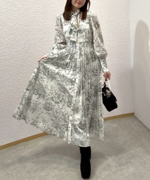 リエンダ（rienda）/ラインフラワーボウタイワンピース ラインフラワーボウタイワンピース 秋服 冬服（ワンピース）｜rienda