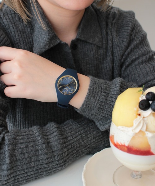 ICE WATCH（アイスウォッチ）の「「Ice-Watch アイスウォッチ」ICE champagne アイスシャンパーニュ　全10色（アナログ腕時計・レディース・カーキ/アイボリー/ブラック×ブラック/ホワイト×ゴールド/ピンク/レインボー/バーガンディー/ブラック×ゴールド/ネイビー/モカ・37mm）」の7枚目の写真