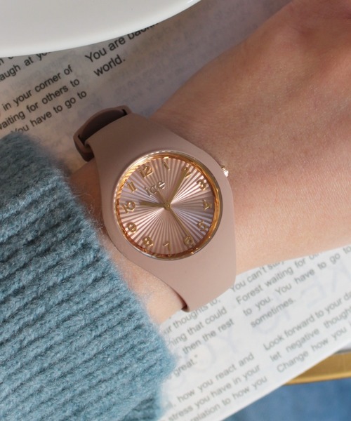 ICE WATCH（アイスウォッチ）の「「Ice-Watch アイスウォッチ」ICE champagne アイスシャンパーニュ　全10色（アナログ腕時計・レディース・カーキ/アイボリー/ブラック×ブラック/ホワイト×ゴールド/ピンク/レインボー/バーガンディー/ブラック×ゴールド/ネイビー/モカ・37mm）」の11枚目の写真