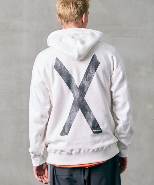VIRGOwearworks（ヴァルゴウェアワークス）の「CROSS HOODIE（パーカー・メンズ・ホワイト/ブラック/グレー・2/3/4）」の11枚目の写真