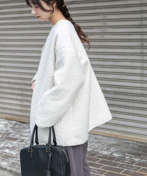 ITEMS URBANRESEARCH(アイテムズ アーバンリサーチ)の「ボアジャケット(ノーカラージャケット・レディース・グレー/ライトブラウン/オフホワイト・FREE)」の7枚目の写真