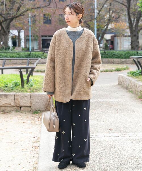 ITEMS URBANRESEARCH(アイテムズ アーバンリサーチ)の「ボアジャケット(ノーカラージャケット・レディース・グレー/ライトブラウン/オフホワイト・FREE)」の20枚目の写真