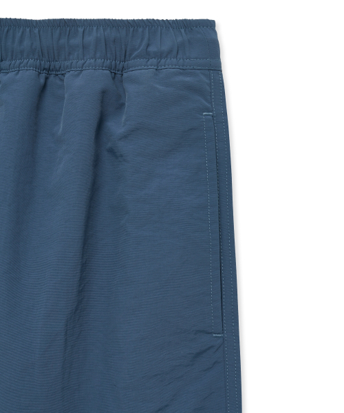 YALE(イェール)の「ナイロンハーフビーチショーツダークブルー(その他パンツ・レディース・その他・SMALL/MEDIUM/LARGE/X-LARGE)」の5枚目の写真