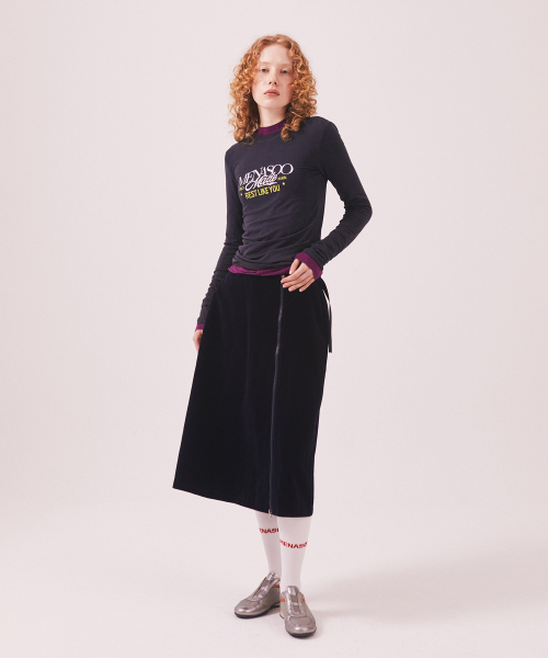 MENASOO(ミナス)の「MNS Soft Fitted Long T Shirt_Charcoal(Tシャツ/カットソー・レディース・ダークグレー・F)」の7枚目の写真