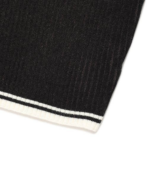 Cavish(カビシ)の「W SLAMMERS TURTLE NECK KNIT BLACK(CV2DFFK640A)(ニット/セーター・レディース・ブラック・MEDIUM/LARGE)」の4枚目の写真