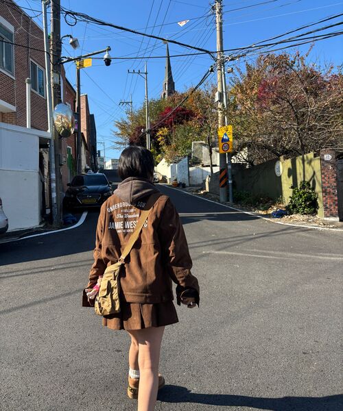 JAMIE WEST(ジェイミーウエスト)の「JWGC コーデュロイトラッカージャケット (ブラウン)(デニムジャケット・レディース・その他・MEDIUM/LARGE/X-LARGE)」の16枚目の写真