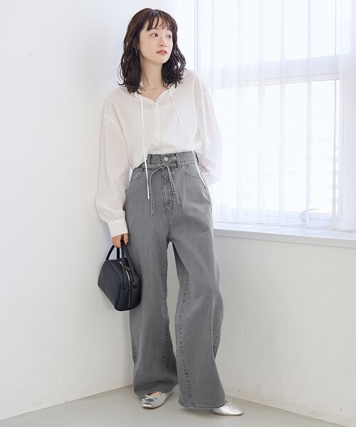coen(コーエン)の「ウエストリボン ワイドストレートデニムパンツ(デニムパンツ・レディース・コバルトブルー/ライトブルー/ライトグレー・S/M/L)」の15枚目の写真
