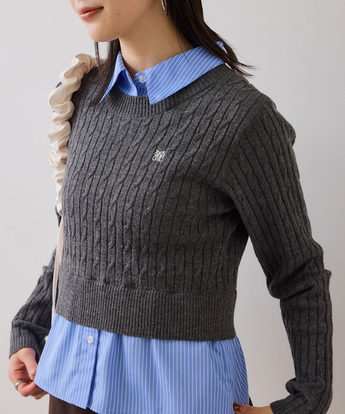 VIS（ビス）の「ハイゲージケーブシャツドッキングプルオーバー（ニット/セーター・レディース・ダークブラウン/ピンク/キナリ/チャコールグレー・FREE）」の2枚目の写真