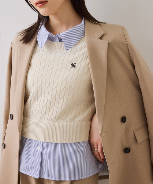 VIS（ビス）の「ハイゲージケーブシャツドッキングプルオーバー（ニット/セーター・レディース・ダークブラウン/ピンク/キナリ/チャコールグレー・FREE）」の11枚目の写真