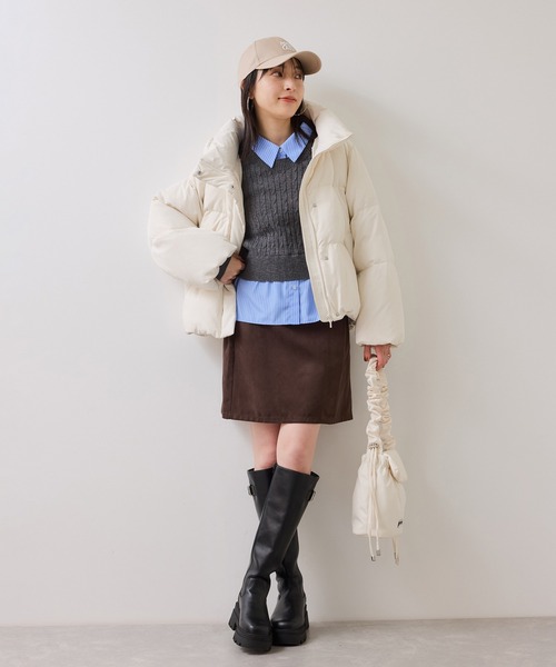 VIS（ビス）の「ハイゲージケーブシャツドッキングプルオーバー（ニット/セーター・レディース・ダークブラウン/ピンク/キナリ/チャコールグレー・FREE）」の22枚目の写真