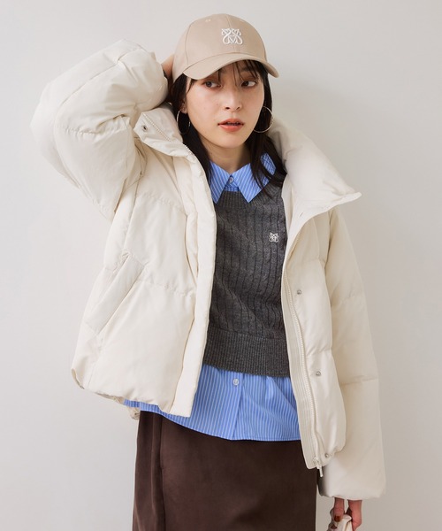 VIS（ビス）の「ハイゲージケーブシャツドッキングプルオーバー（ニット/セーター・レディース・ダークブラウン/ピンク/キナリ/チャコールグレー・FREE）」の21枚目の写真