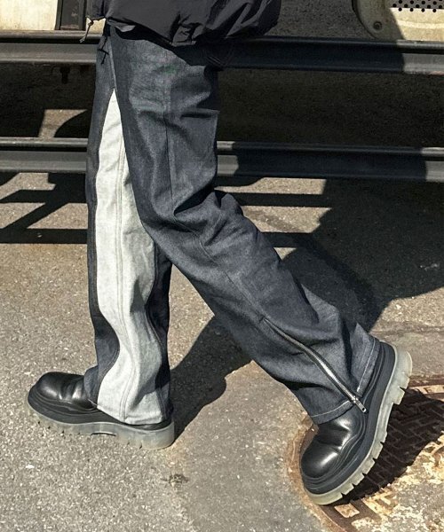 CLACO(クラコ)の「ワイド配色デニムジッパーパンツ(インディゴ)(デニムパンツ・メンズ・その他・MEDIUM/LARGE/X-LARGE)」の1枚目の写真