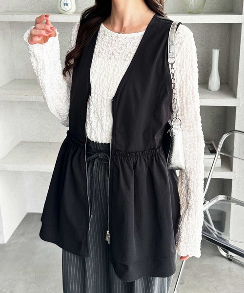 GeeRA（ジーラ）の「ダブルジップティアードベスト（ベスト・レディース・ブラック/ブラック系その他・X-LARGE/LARGE/MEDIUM）」の3枚目の写真