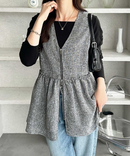 GeeRA（ジーラ）の「ダブルジップティアードベスト（ベスト・レディース・ブラック/ブラック系その他・X-LARGE/LARGE/MEDIUM）」の19枚目の写真