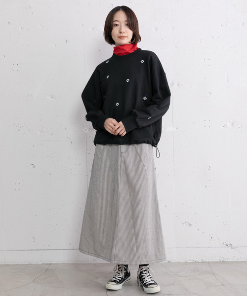 POU DOU DOU（プードゥドゥ）の「ラウンドテールタートルネックトップス（Tシャツ/カットソー・レディース・レッド/ブラック/アイボリー・M）」の20枚目の写真