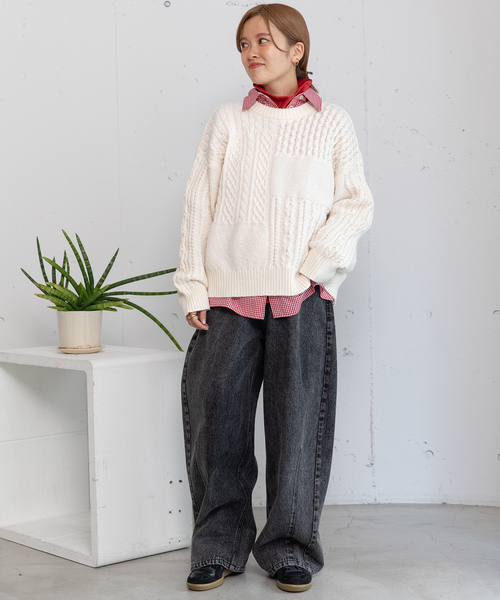 POU DOU DOU（プードゥドゥ）の「ラウンドテールタートルネックトップス（Tシャツ/カットソー・レディース・レッド/ブラック/アイボリー・M）」の8枚目の写真