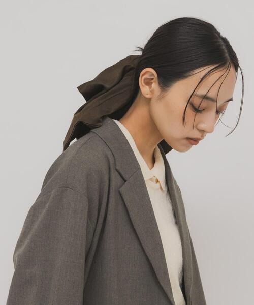 KBF（ケイビーエフ）の「サテンシュシュ(特大)（ヘアゴム・レディース・ベージュ/グリーン系その他・ONE）」の10枚目の写真