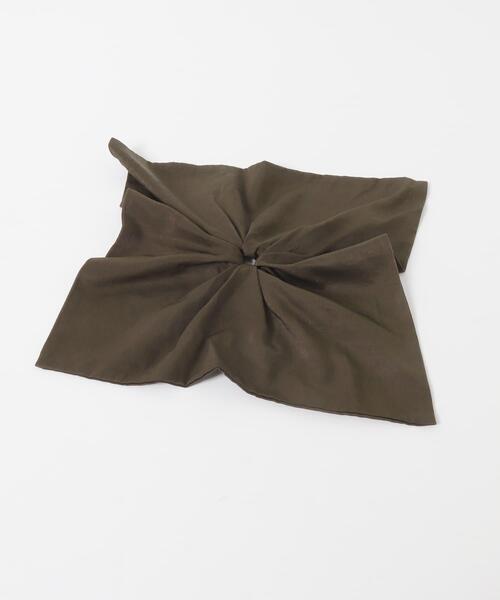 KBF（ケイビーエフ）の「サテンシュシュ(特大)（ヘアゴム・レディース・ベージュ/グリーン系その他・ONE）」の13枚目の写真