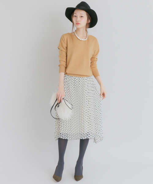 URBAN RESEARCH（アーバンリサーチ）の「UR ウォッシャブル2WAYニット（ニット/セーター・レディース・グレー/オフホワイト/ベージュ/オレンジ/カーキ・FREE）」の18枚目の写真