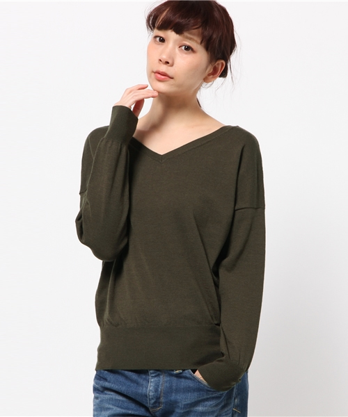 URBAN RESEARCH（アーバンリサーチ）の「UR ウォッシャブル2WAYニット（ニット/セーター・レディース・グレー/オフホワイト/ベージュ/オレンジ/カーキ・FREE）」の9枚目の写真