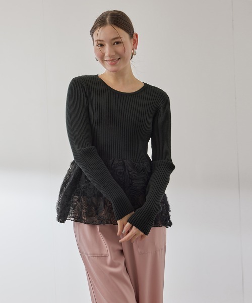 QUEENS COURT（クイーンズコート）の「フラワーチュールペプラムリブニット≪手洗い可能≫（ニット/セーター・レディース・オフホワイト/ブラック/ブラウン・M）」の12枚目の写真