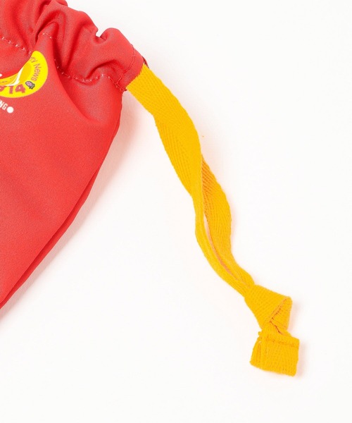 Me%(ミィパーセント)の「【いちご新聞】巾着ポーチ 602823(ポーチ・レディース・レッド/ブルー系その他/イエロー/パープル系その他・FREE)」の21枚目の写真