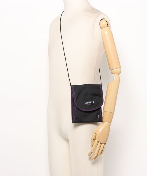 Gramicci（グラミチ）の「【GRAMICCI】CORDURA NECK POUCH（ショルダーバッグ・レディース・ブラック・FREE）」の5枚目の写真