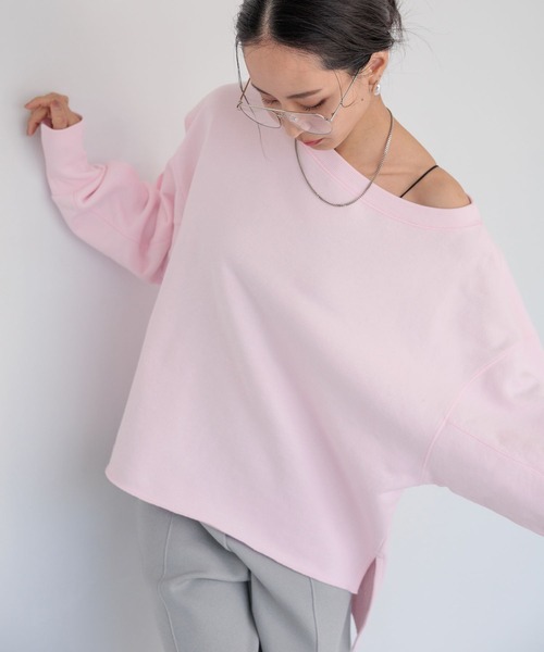 HEREIAM（ヘレイアム）の「【HEREIAM】オフショルスウェットプルオーバー（スウェット・レディース・スミクロ/ライトピンク/ホワイト・FREE）」の3枚目の写真