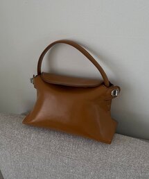 CAPRICIEUX LE'MAGE（カプリシューレマージュ）の「フラップミニバッグ（ショルダーバッグ・レディース）」