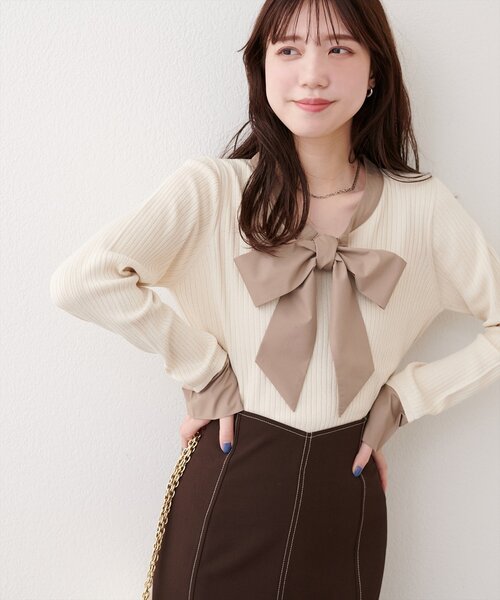 natural couture(ナチュラルクチュール)の「リボンタイラメニット(ニット/セーター・レディース・ネイビー/グレイッシュベージュ/アイボリー/グレー・FREE)」の2枚目の写真