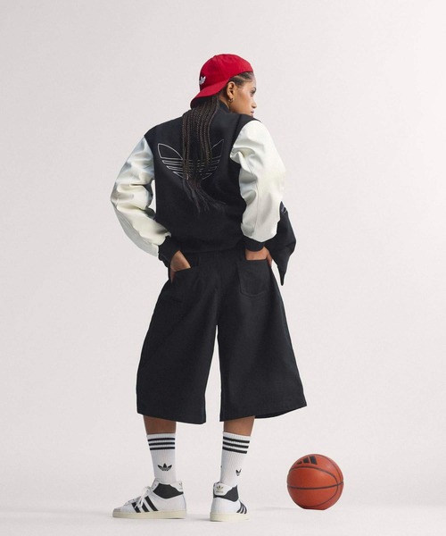 adidas(アディダス)の「オリジナルス バスケットボール ジャケット / アディダスオリジナルス adidas Originals(ブルゾン・メンズ・ブラック・MEDIUM/LARGE/X-LARGE/SMALL/X-SMALL/XX-LARGE)」の5枚目の写真