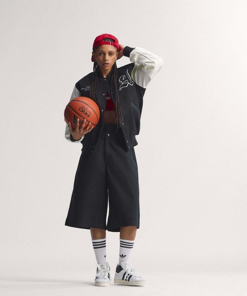 adidas(アディダス)の「オリジナルス バスケットボール ジャケット / アディダスオリジナルス adidas Originals(ブルゾン・メンズ・ブラック・MEDIUM/LARGE/X-LARGE/SMALL/X-SMALL/XX-LARGE)」の9枚目の写真
