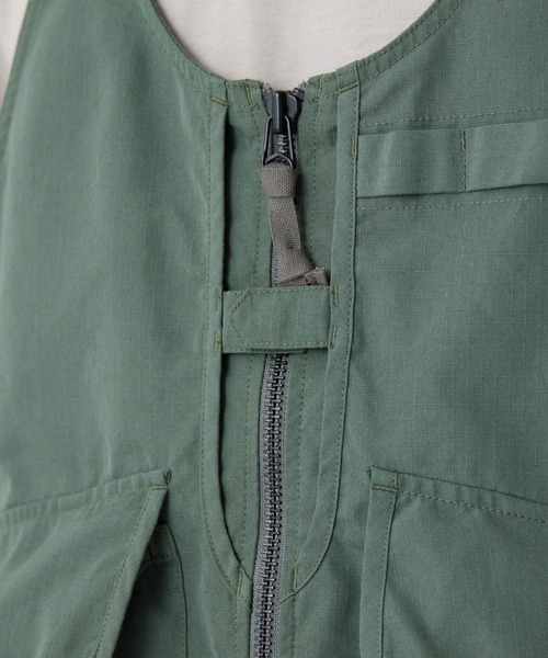 Snow Peak(スノーピーク)の「Snow Peak / TAKIBI Ripstop Vest リップストップベスト 難燃(ベスト・メンズ・ブラック/オリーブ・S/M/L)」の9枚目の写真