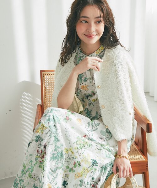 La boutique BonBon（ラブティックボンボン）の「【お上品着映え】エンブロイダリーフラワープリントワンピース（ワンピース・レディース・ミント/オフホワイト・36/38/PS）」の3枚目の写真