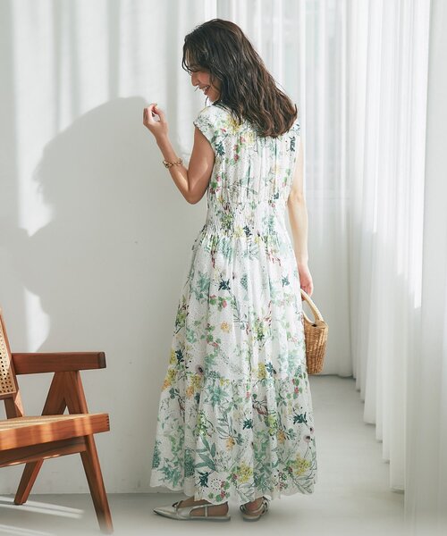 La boutique BonBon（ラブティックボンボン）の「【お上品着映え】エンブロイダリーフラワープリントワンピース（ワンピース・レディース・ミント/オフホワイト・36/38/PS）」の9枚目の写真