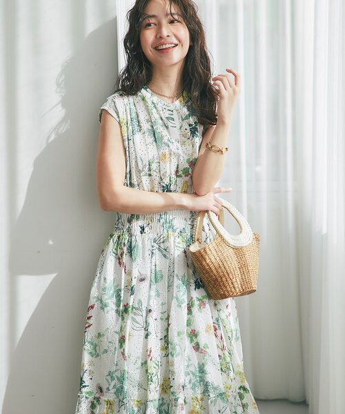 La boutique BonBon（ラブティックボンボン）の「【お上品着映え】エンブロイダリーフラワープリントワンピース（ワンピース・レディース・ミント/オフホワイト・36/38/PS）」の11枚目の写真