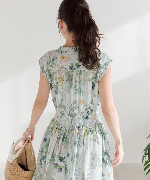 La boutique BonBon（ラブティックボンボン）の「【お上品着映え】エンブロイダリーフラワープリントワンピース（ワンピース・レディース・ミント/オフホワイト・36/38/PS）」の19枚目の写真