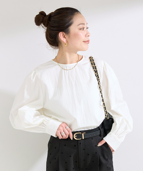 B.C STOCK(ベーセーストック)の「《追加》手洗い可 / ボリュームスリーブブラウス(シャツ/ブラウス・レディース・ホワイト/ウッド/ブラック・FREE)」の2枚目の写真