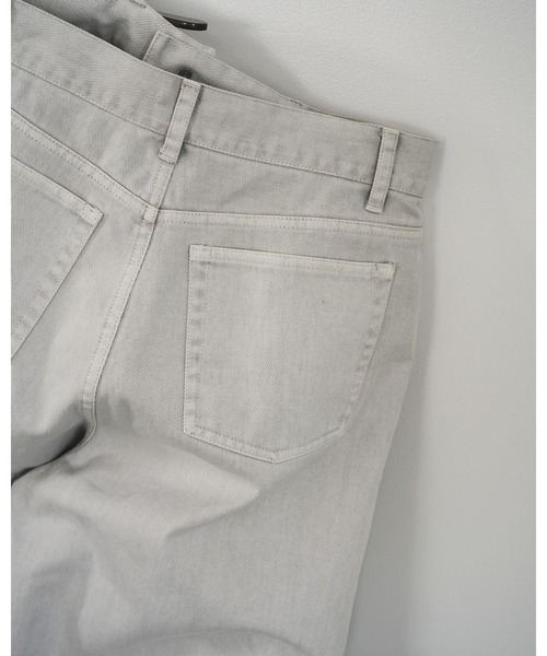anuke(アンヌーク)の「Wide Cocoon Denim(デニムパンツ・レディース・ライトグレー・36inch/38inch)」の12枚目の写真