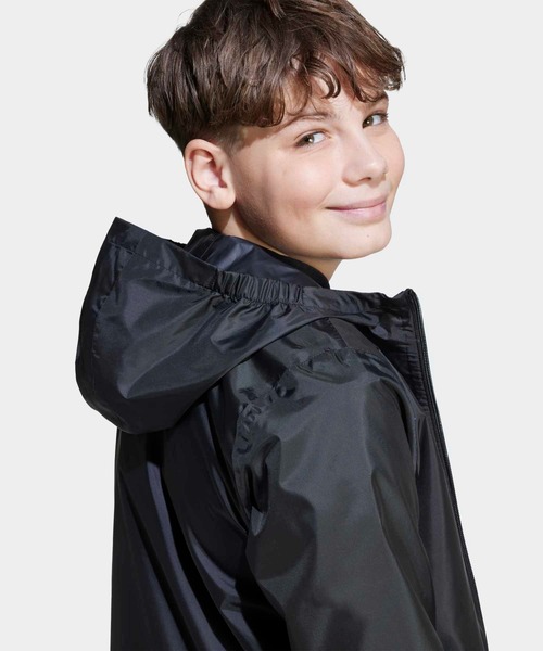 adidas（アディダス）の「レインジャケット キッズ / アディダス adidas（その他アウター・キッズ・ブラック・110/120/130/140/150/160）」の4枚目の写真