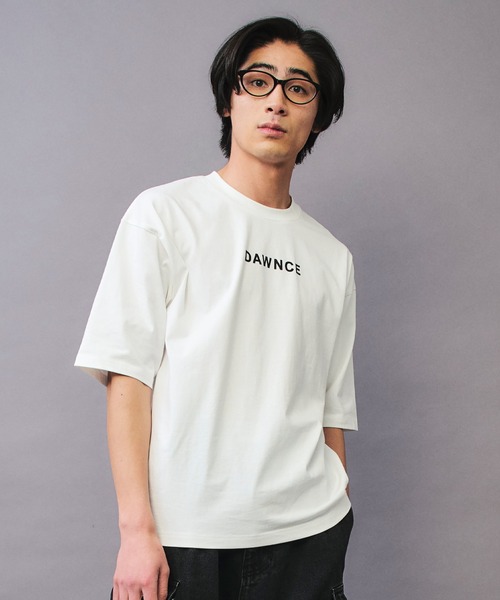 DAWNCE(ダウンス)の「DAWNCEロゴTシャツ(Tシャツ/カットソー・メンズ・ホワイト/ブラック・FREE)」の5枚目の写真