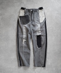 Iroquois（イロコイ）の「CENTER SEAM LOOSE FIT（デニムパンツ）」