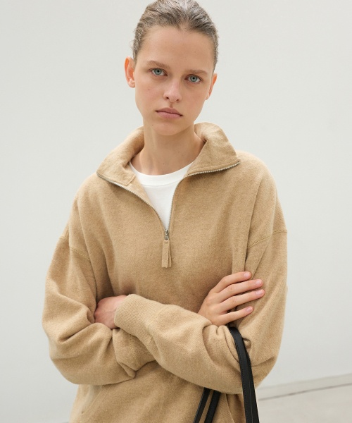 LEVAR（レバー）の「Wool Knit Half-zip Pullover - Caramel Beige（ニット/セーター・レディース・その他・FREE）」の3枚目の写真