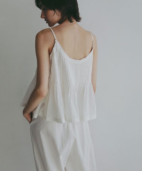 ETRE TOKYO(エトレトウキョウ)の「【先行予約限定 10%OFF】コットンドビーカシュクールキャミソール(キャミソール・レディース・ブラック/ホワイト・FREE)」の12枚目の写真
