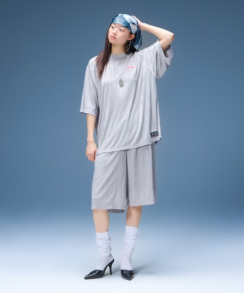 X-girl(エックスガール)の「SCRIPT LOGO BIG TEE(Tシャツ/カットソー・レディース・グレー/ブラック・S/M)」の10枚目の写真
