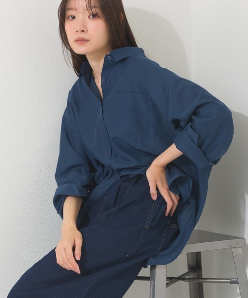 OMNES(オムネス)の「シアーテックコットンレギュラーカラー長袖シャツ 花粉リリース付(シャツ/ブラウス・レディース・ネイビー/ベージュ/オリーブ/アイボリー・FREE)」の4枚目の写真