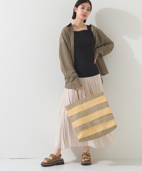 OMNES(オムネス)の「シアーテックコットンレギュラーカラー長袖シャツ 花粉リリース付(シャツ/ブラウス・レディース・ネイビー/ベージュ/オリーブ/アイボリー・FREE)」の18枚目の写真