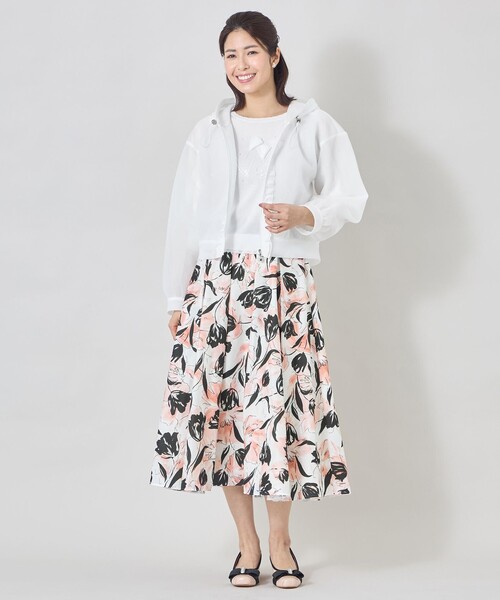TO BE CHIC(トゥー ビー シック)の「チューリップグレースプリント スカート(スカート・レディース・グリーン/ピンク系その他2・40)」の3枚目の写真